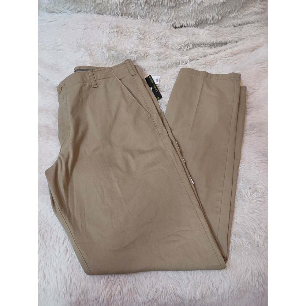 NWT Men's Lee Extreme Motion Slim Straight Leg Pants - Khaki 36x34